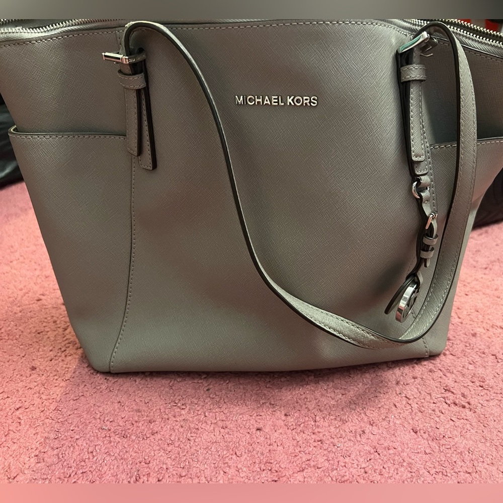 Used Michael kors gray tote bag